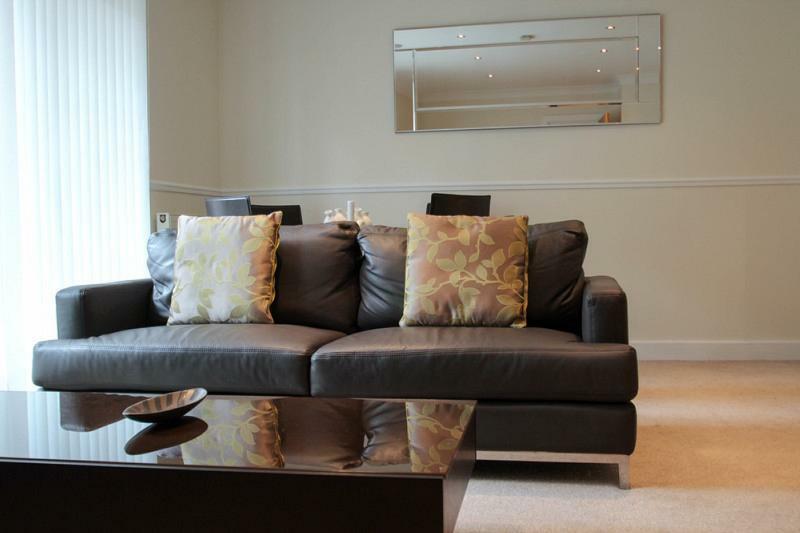 One Bed Serviced Near Millenium Bridge Londra